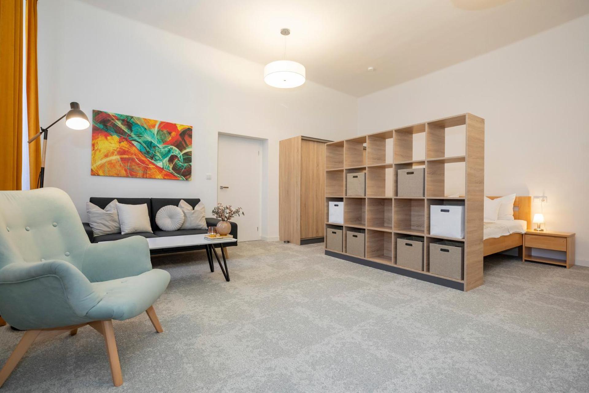 Alure Residences 10 - 24H Self Check-In & Private Parking Next To The Apartment Building Included, City Center Right On Snp Square In A Quiet Passage, New Building, Best Deal In Town Banska Bystrica Exterior photo